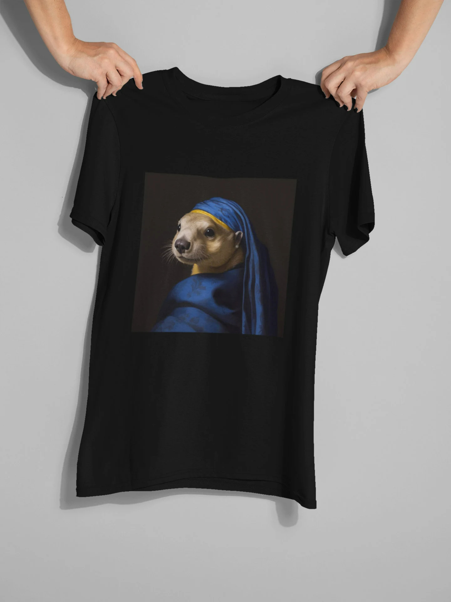 Summer Renaissance Clothing - Otter Pearl Earrings T-shirt Men's and