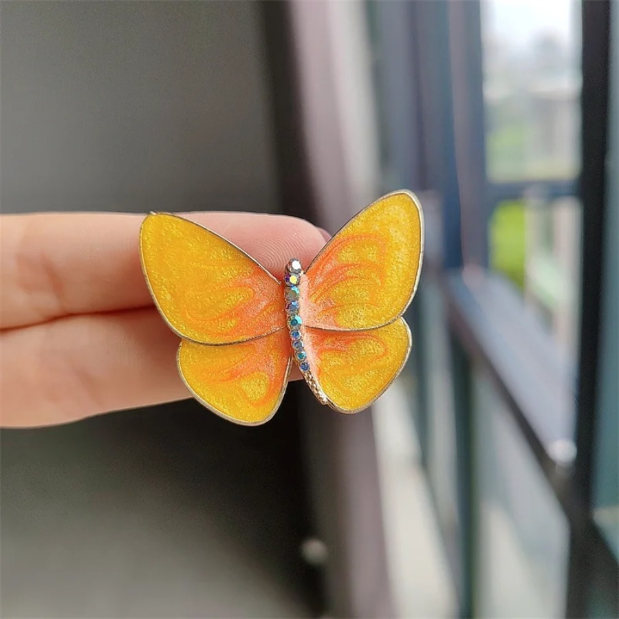 Summer New Butterfly Brooches  - đánh giá và giá Summer Clothing Gif